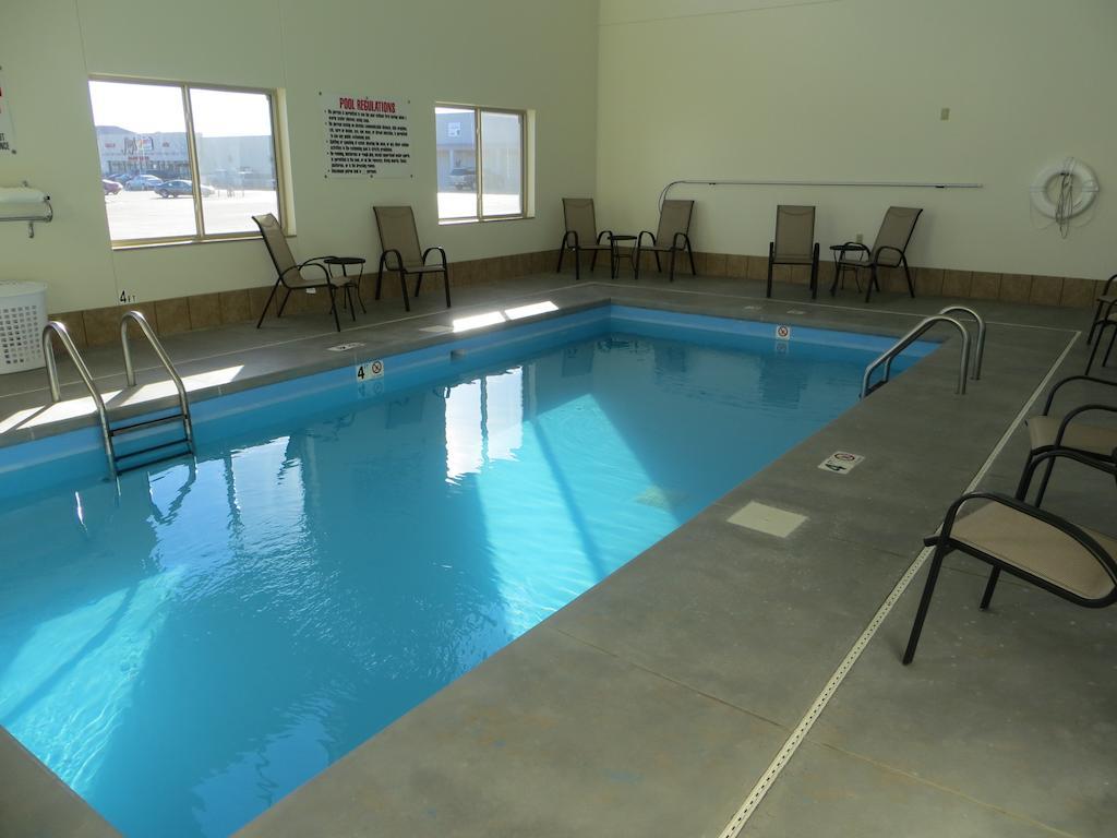 The Edgewood Hotel And Suites Fairbury Zewnętrze zdjęcie