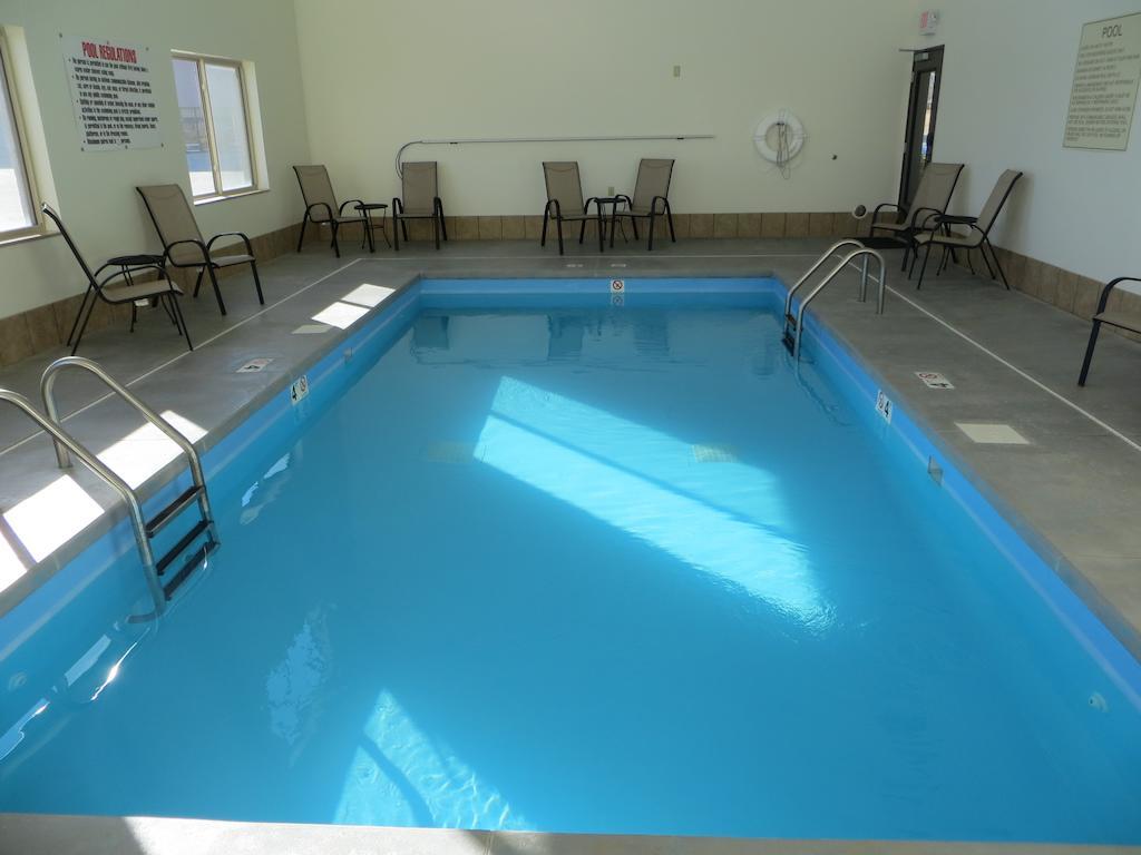 The Edgewood Hotel And Suites Fairbury Zewnętrze zdjęcie