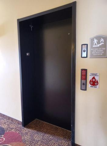 The Edgewood Hotel And Suites Fairbury Zewnętrze zdjęcie